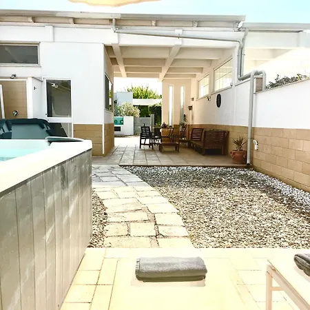 וילה Polignano With Jacuzzi, Garden & Parking