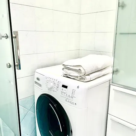 Polignano With Jacuzzi, Garden & Parking פולינאנו א מארה