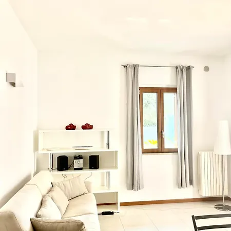 빌라 Polignano With Jacuzzi, Garden & Parking *