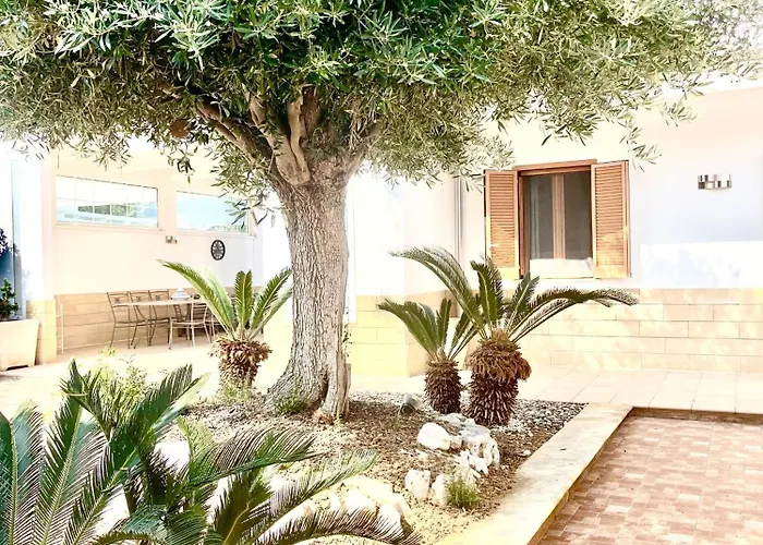빌라 Polignano With Jacuzzi, Garden & Parking *